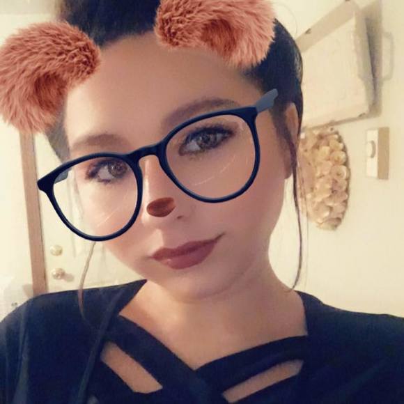 Meet your Posher, Autumn - Picture 1 of 1